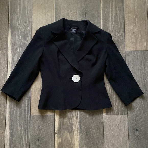 Etcetera Gorgeous Notched Collar Exaggerated Single Button Blazer - Picture 4 of 14